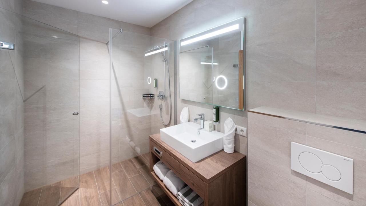 Manni Village - Lifestyle Apartments Майрхофен Экстерьер фото